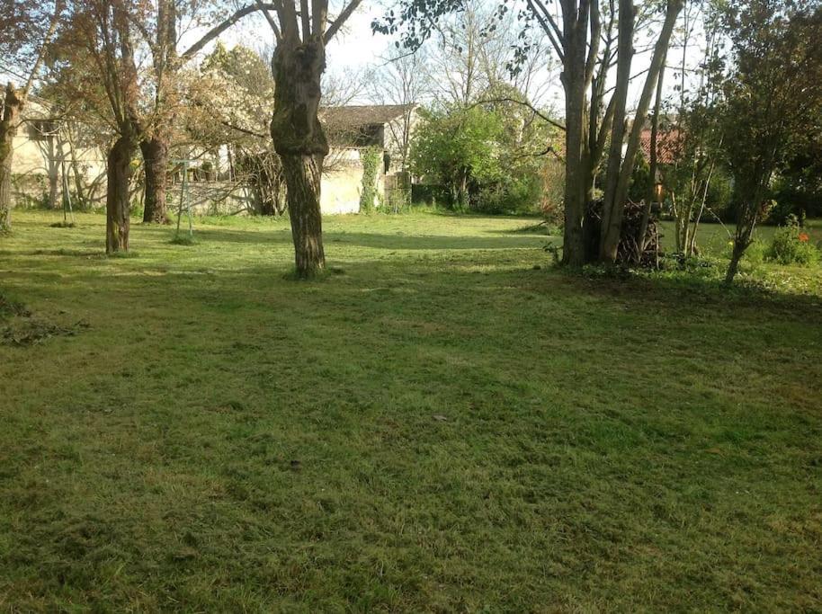 Ancien Presbytere Au Coeur Du Village Mauvezin  Dış mekan fotoğraf