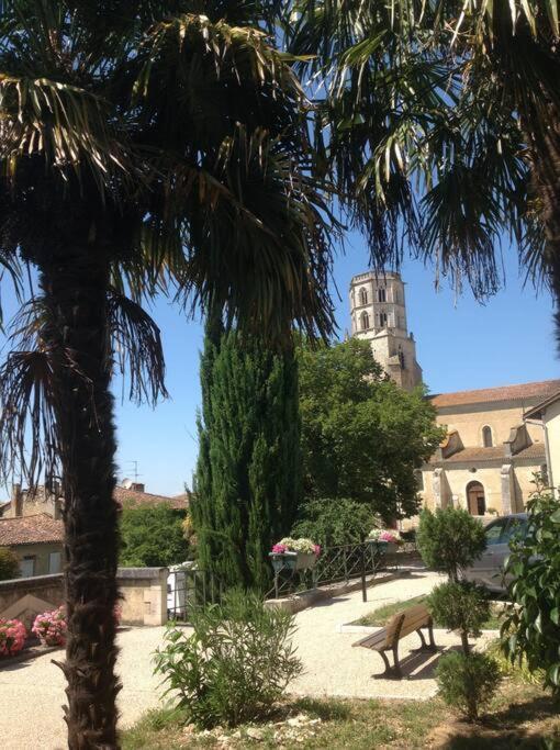 Ancien Presbytere Au Coeur Du Village Mauvezin  Dış mekan fotoğraf
